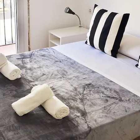 ホステル Mybedbcn バルセロナ